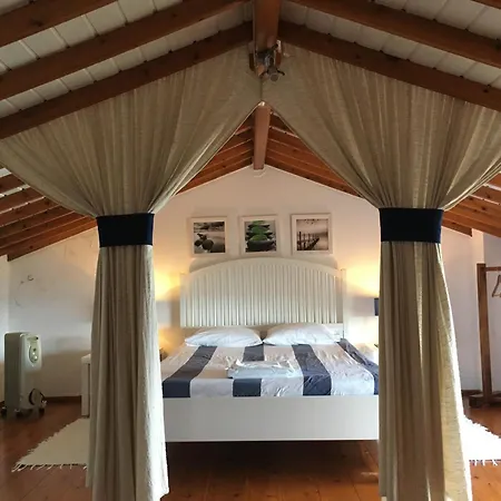 Sea House *
